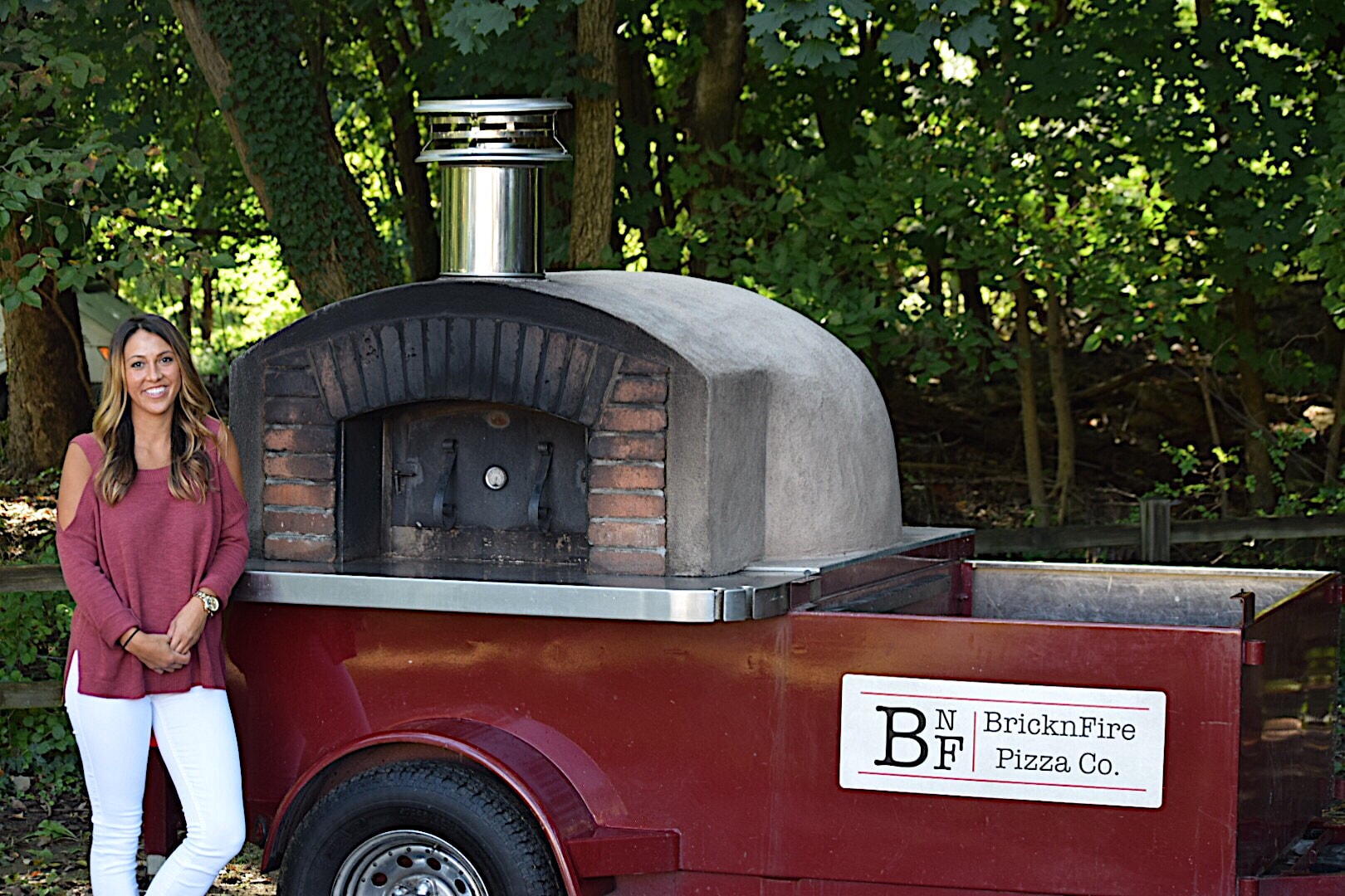 Megan Lanasa founder of bricknfire pizza company