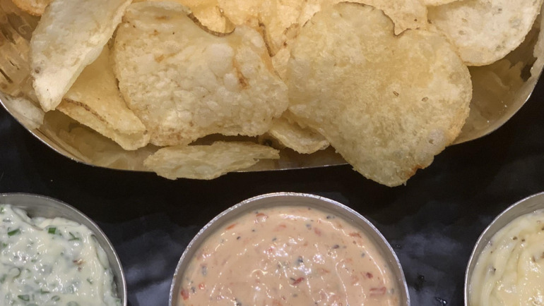 Chips & Aioli