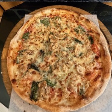 September Pizza Special: the Garden Chicken