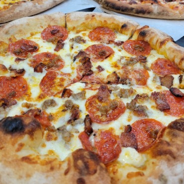 December Pizza Special: the Headliner